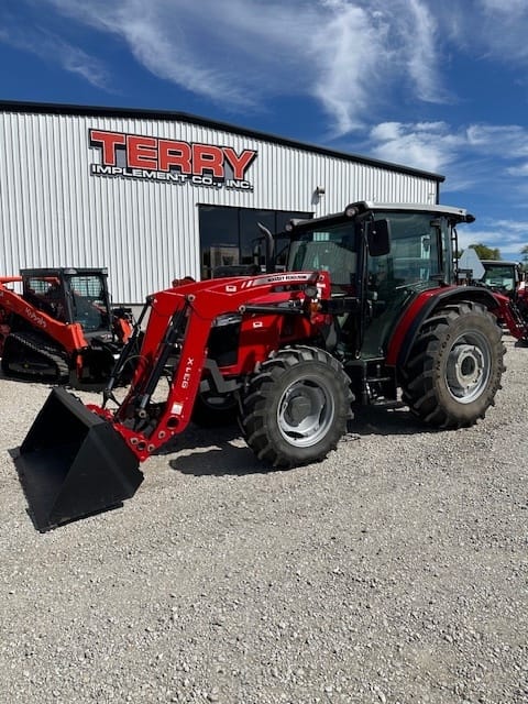 Main image Massey Ferguson 4707