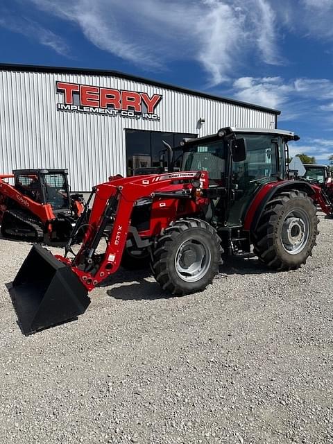 Image of Massey Ferguson 4707 Primary image