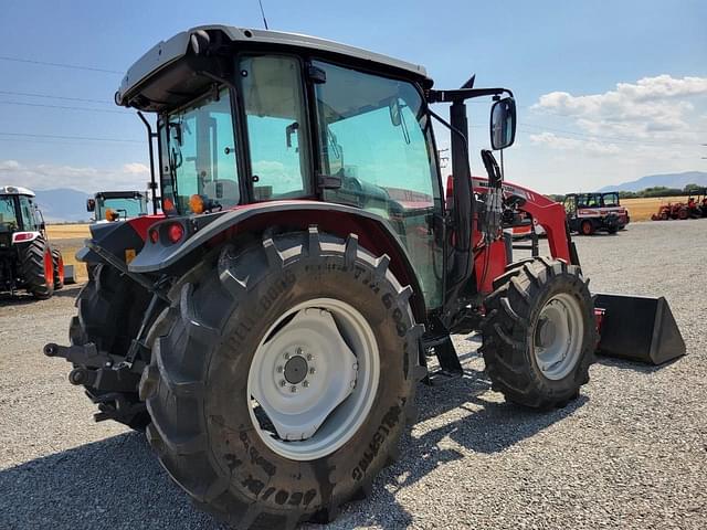 Image of Massey Ferguson 4707 equipment image 2