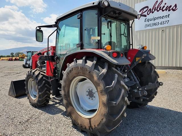 Image of Massey Ferguson 4707 equipment image 3