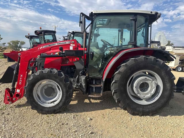 Image of Massey Ferguson 4707 equipment image 1