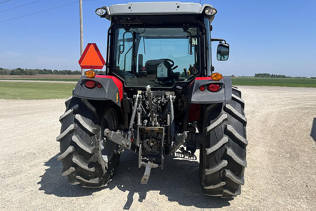 Image of Massey Ferguson 4707 equipment image 2