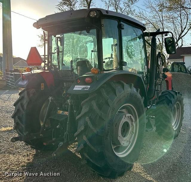 Image of Massey Ferguson 4707 equipment image 4