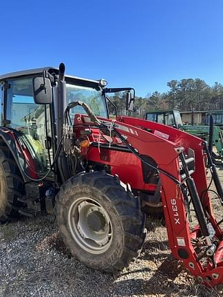 Image of Massey Ferguson 4710 equipment image 3