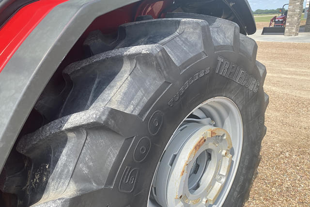 Image of Massey Ferguson 4710 equipment image 4