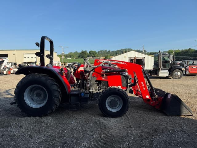 Image of Massey Ferguson 4710 equipment image 4