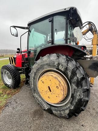 Image of Massey Ferguson 5710 equipment image 2