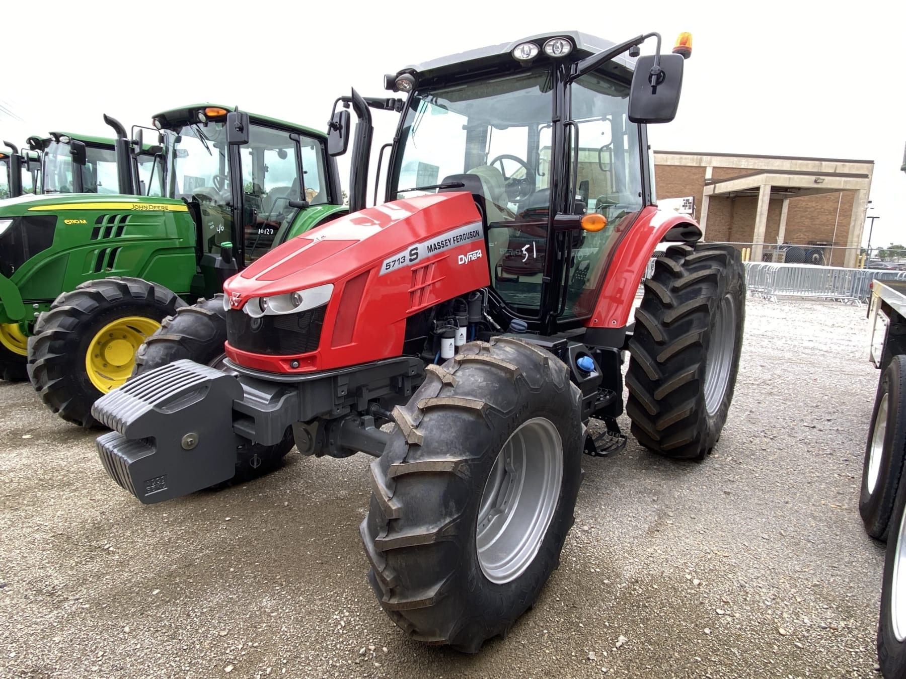 2019 Massey Ferguson 5713S Equipment Image0