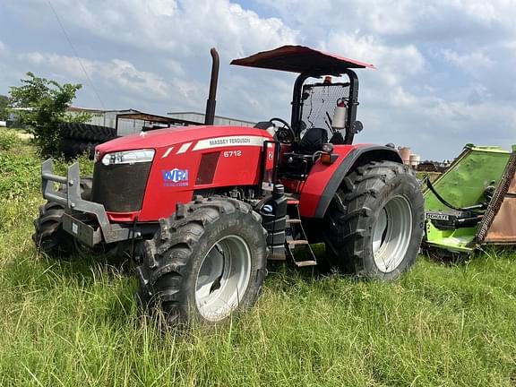 Image of Massey Ferguson 6712 equipment image 2