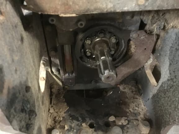 Image of Massey Ferguson 6713 equipment image 2