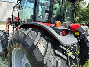 Main image Massey Ferguson 6713 15