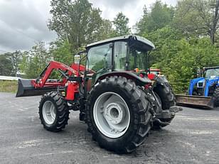 Main image Massey Ferguson 6713 4