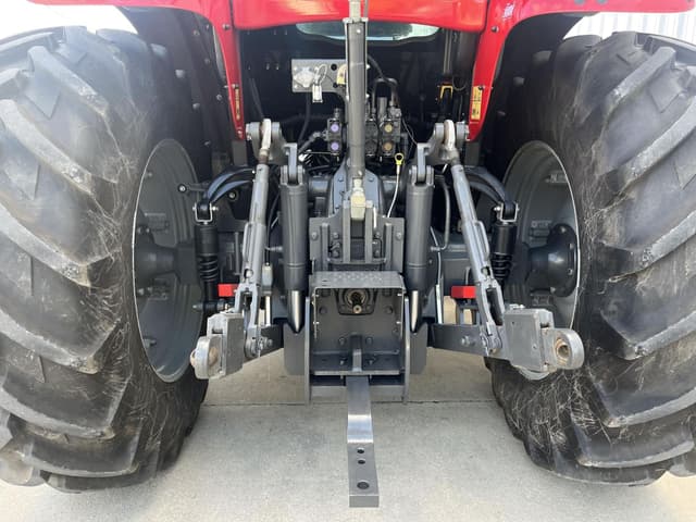Image of Massey Ferguson 6715S equipment image 3