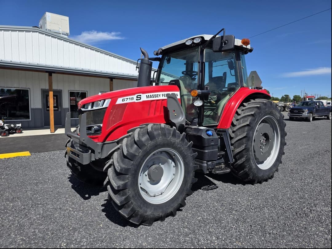 Image of Massey Ferguson 6715S Primary image