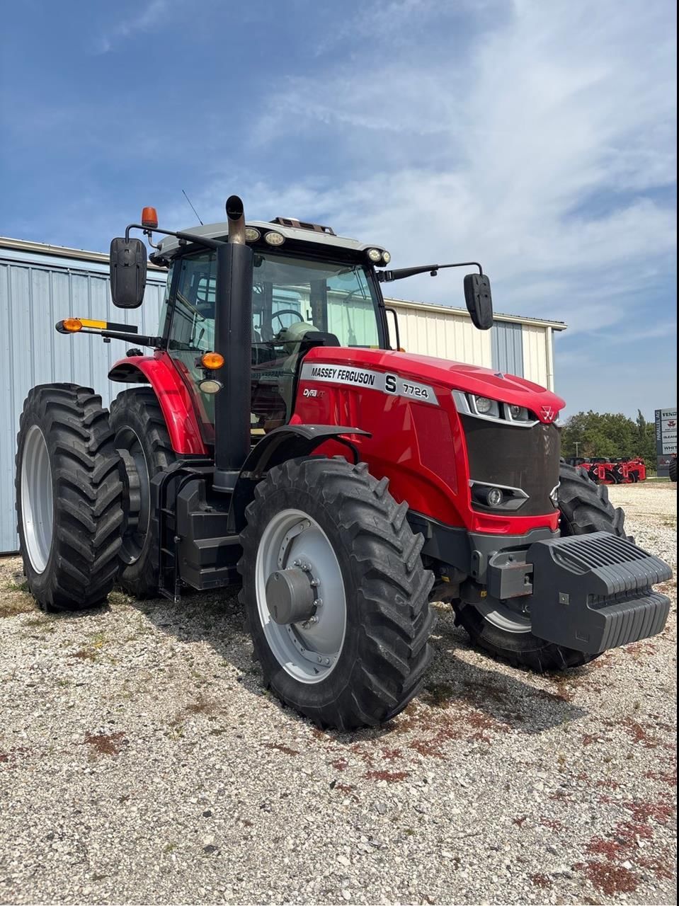 2019 Massey Ferguson 7724S Equipment Image0