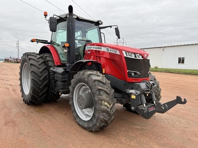 Image of Massey Ferguson 8732S equipment image 2
