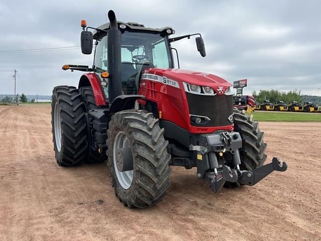 Image of Massey Ferguson 8732S equipment image 2