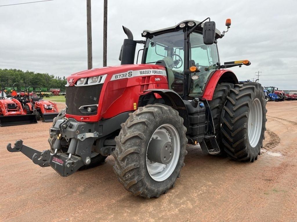 Image of Massey Ferguson 8732S Primary image
