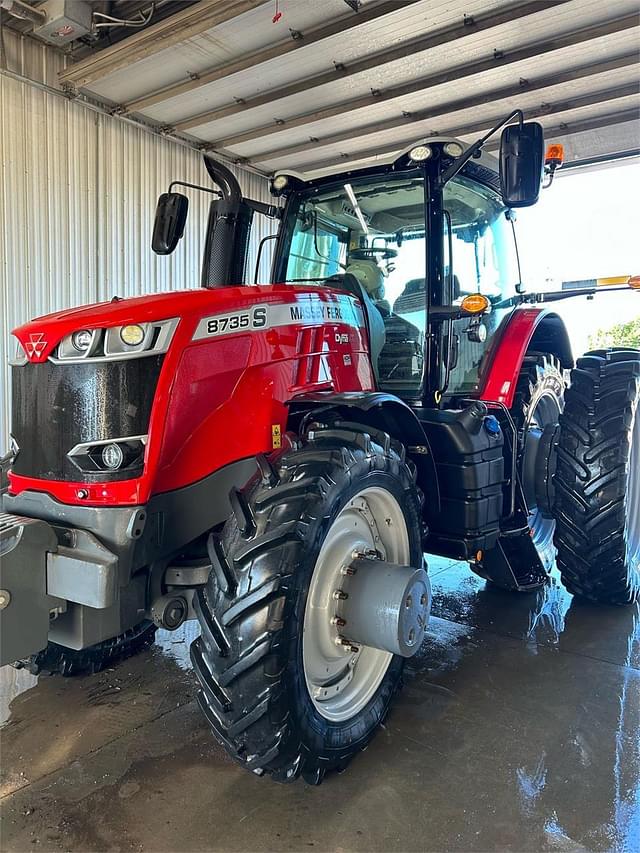 Image of Massey Ferguson 8735S equipment image 1