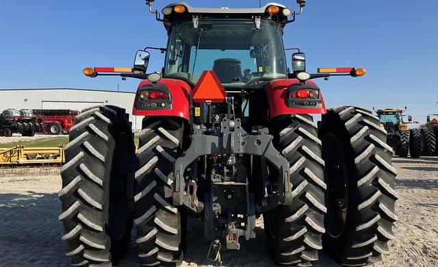 Image of Massey Ferguson 8735S equipment image 4