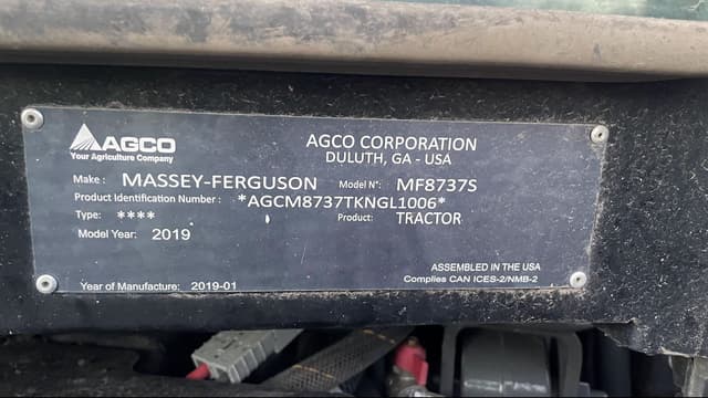 Image of Massey Ferguson 8737S equipment image 4