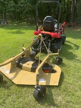 Image of Massey Ferguson GC1723E equipment image 4