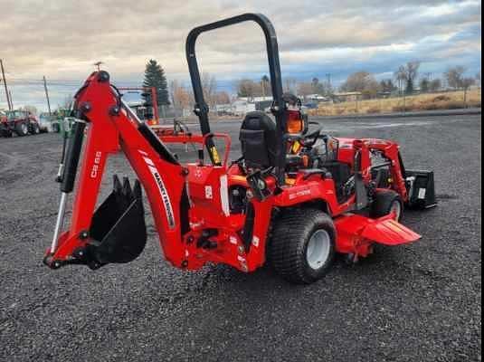 Image of Massey Ferguson GC1725M equipment image 2