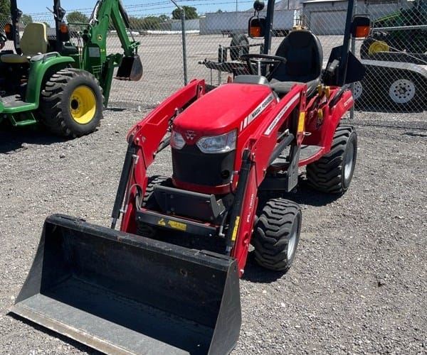 2019 Massey Ferguson GC1725M Equipment Image0