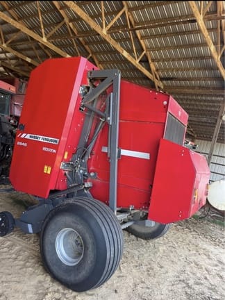 2019 Massey Ferguson 2946 Equipment Image0
