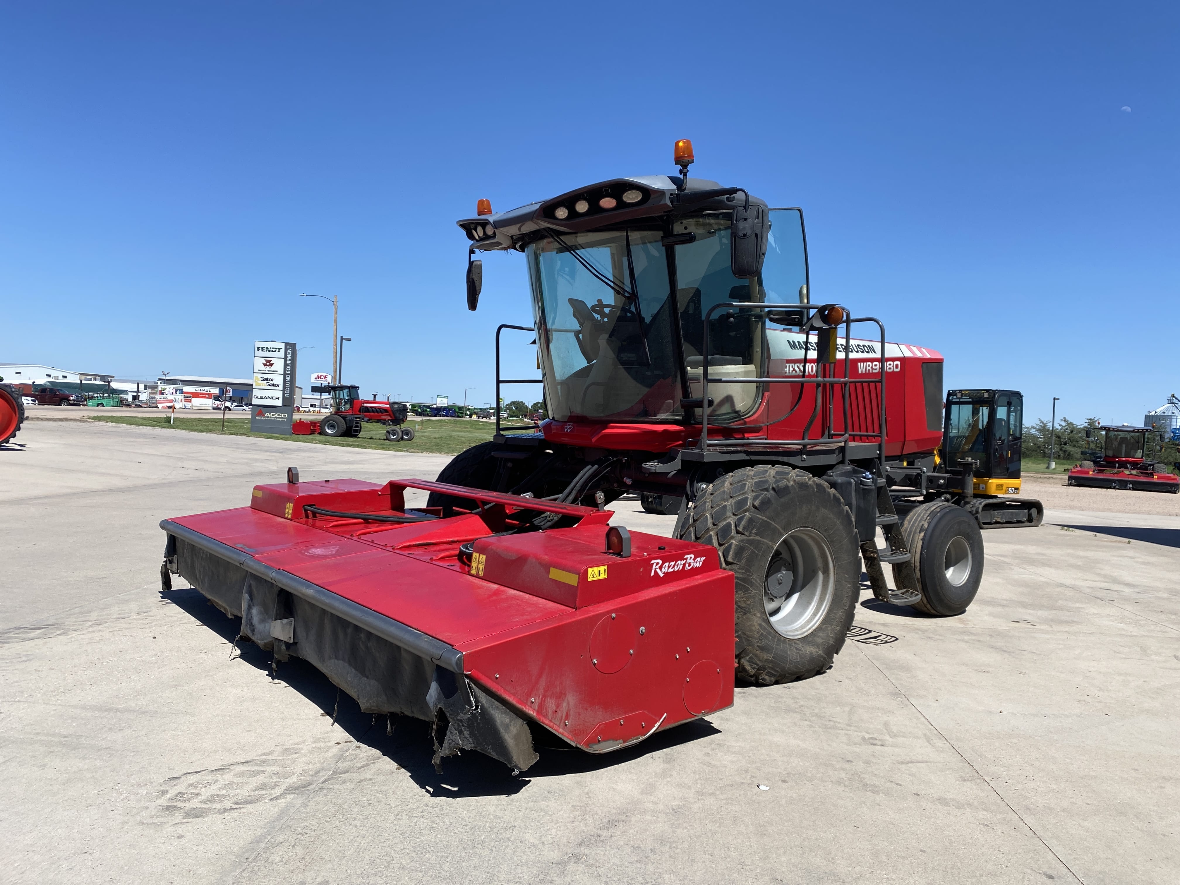 2019 Massey Ferguson WR9980 Equipment Image0