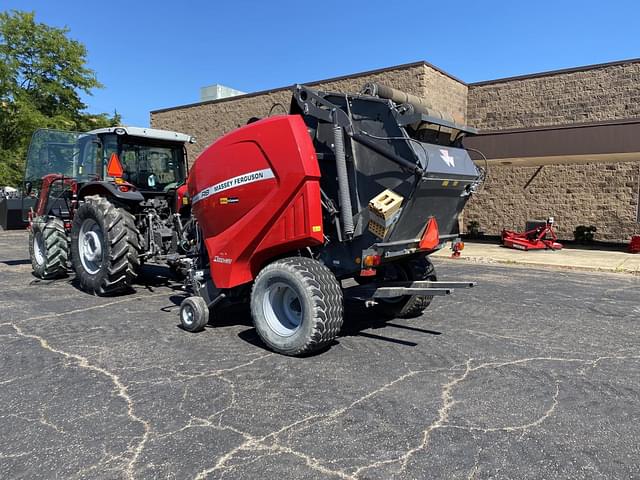 Image of Massey Ferguson RB4160V equipment image 3