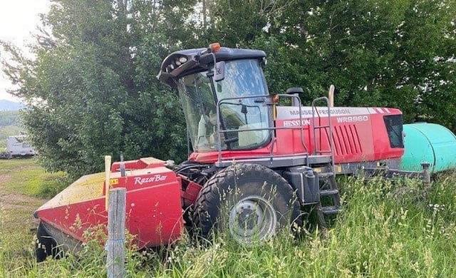 Image of Massey Ferguson WR9960 equipment image 4