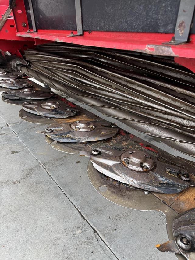 Image of Massey Ferguson WR9980 equipment image 2