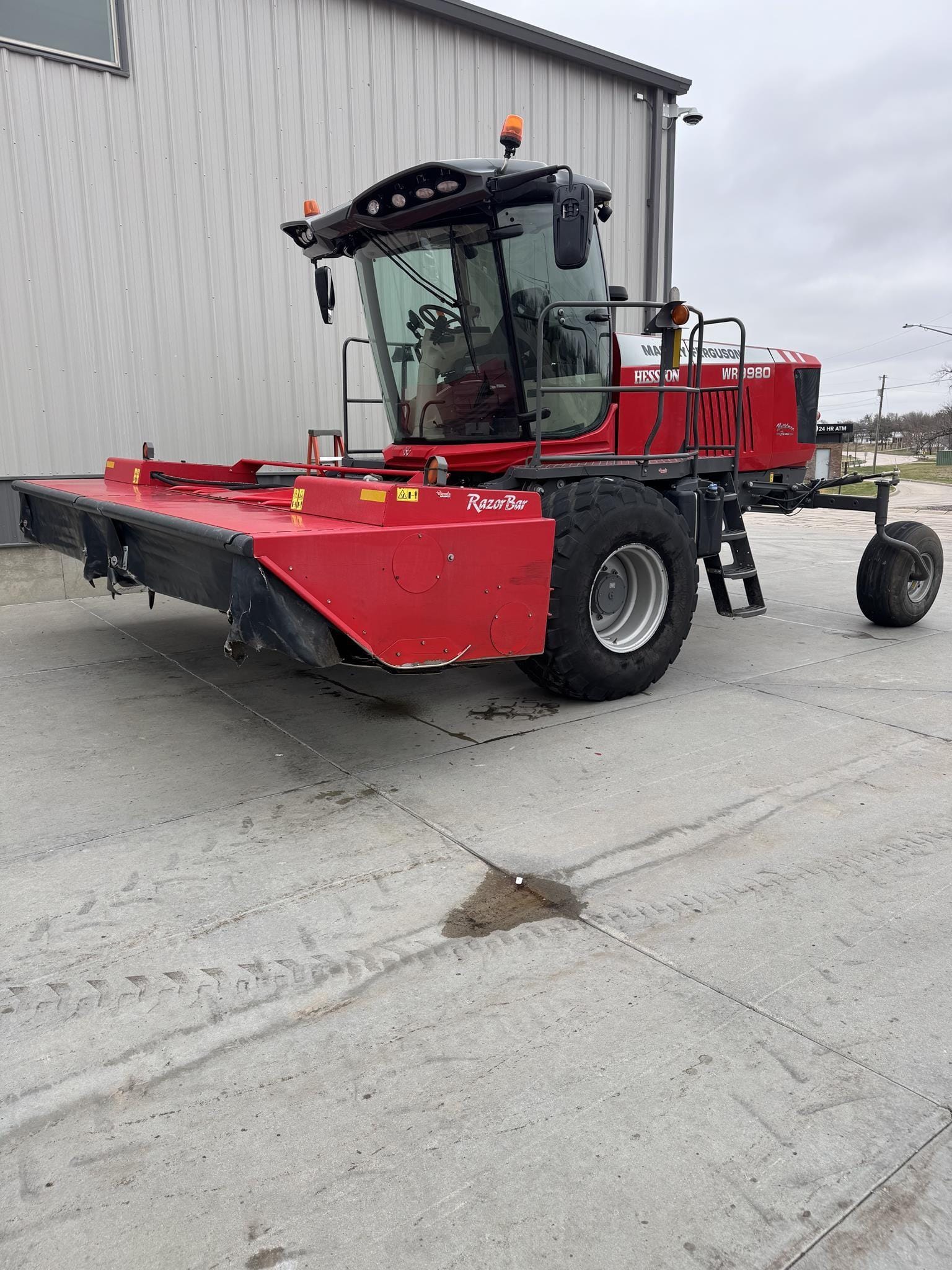 2019 Massey Ferguson WR9980 Equipment Image0
