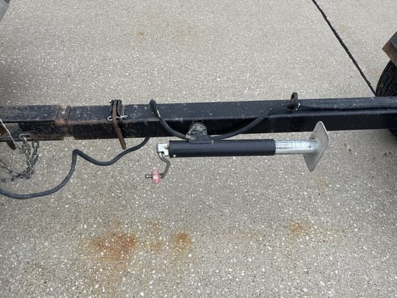 Image of Hrabik H-32 equipment image 1