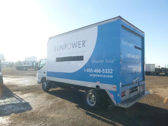 Image of Mitsubishi Fuso FE160 equipment image 3