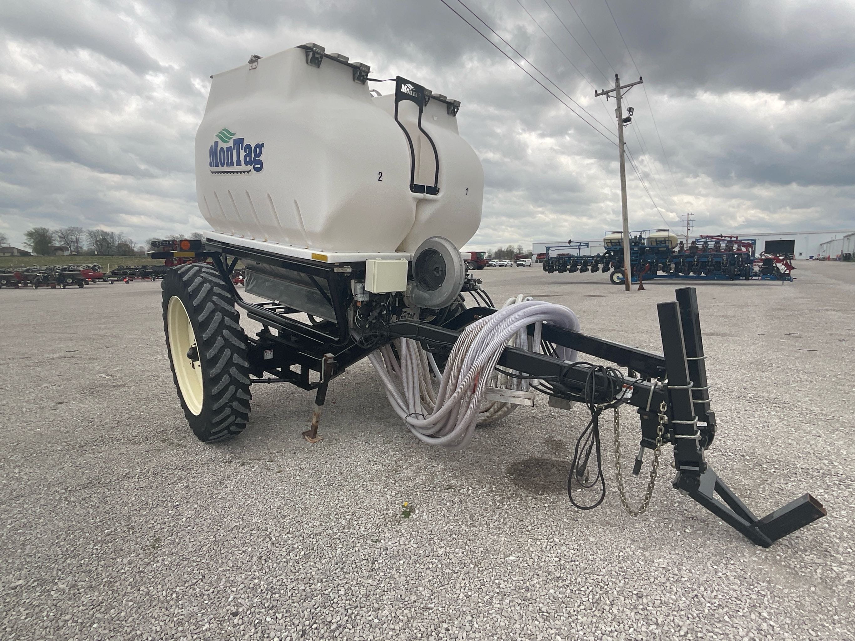 2019 Montag Manufacturing 9T Equipment Image0