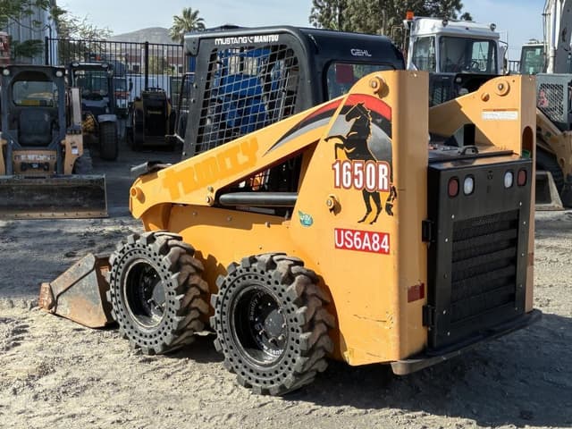 Image of Mustang 1650R equipment image 3