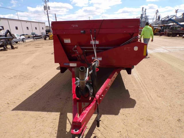 Image of New Holland 195 equipment image 2