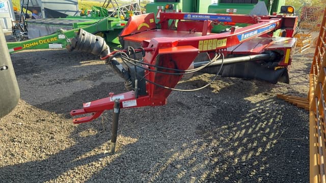 Image of New Holland 210 equipment image 2