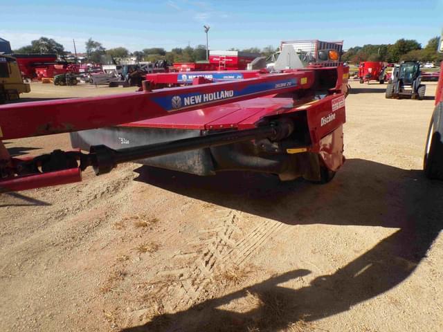 Image of New Holland 210 equipment image 3