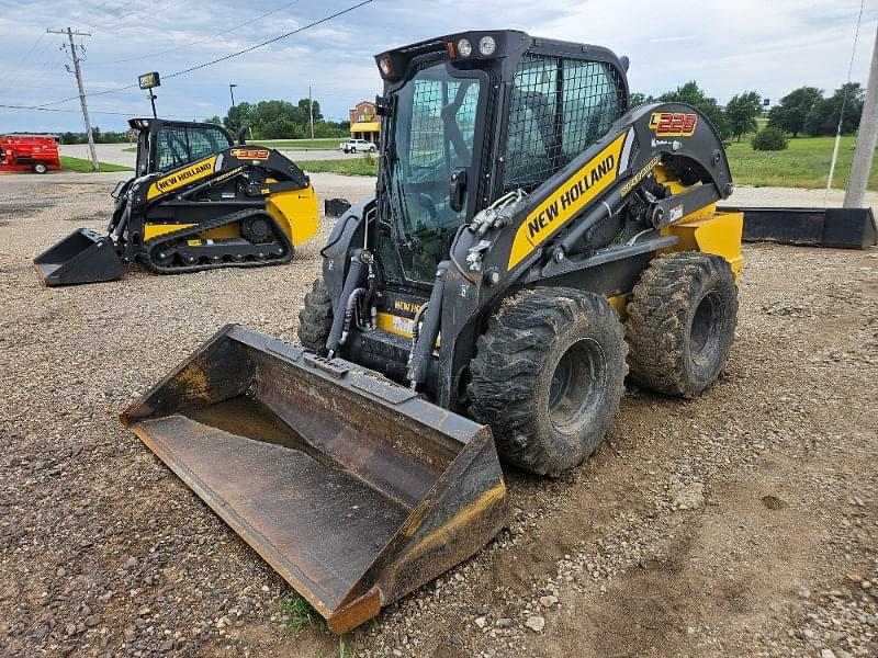 Image of New Holland L228 Primary image