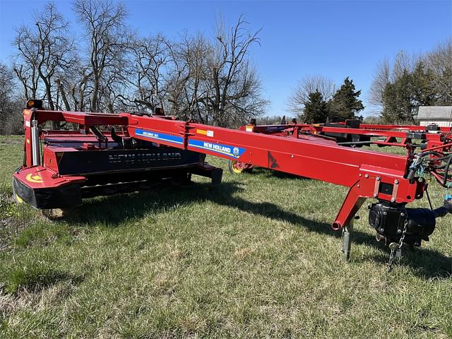 Image of New Holland Discbine 310 equipment image 2