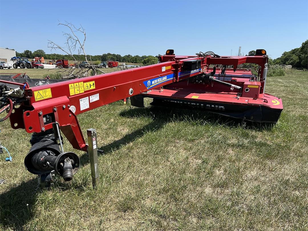 Image of New Holland Discbine 310 Primary image