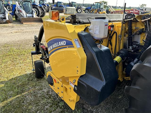 Image of New Holland 380FP equipment image 3