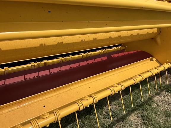 Image of New Holland 488 equipment image 4