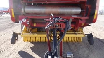 Main image New Holland RB560