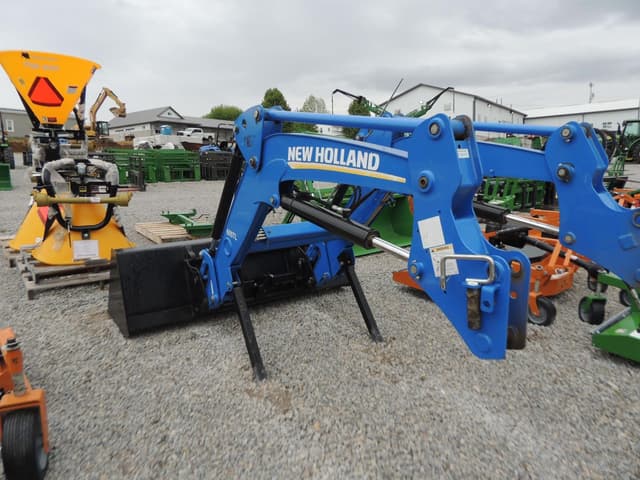 Image of New Holland 655TL equipment image 1