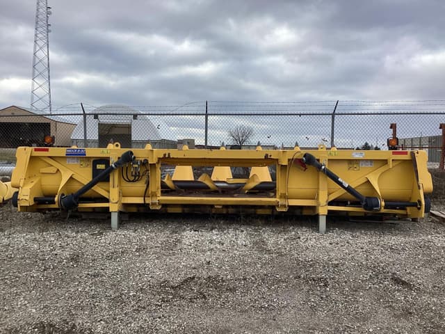 Image of New Holland 980CR equipment image 4