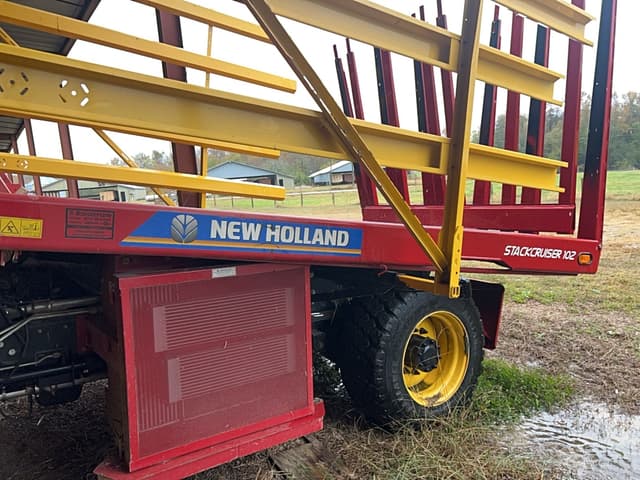 Image of New Holland Stack Cruiser 102 equipment image 3